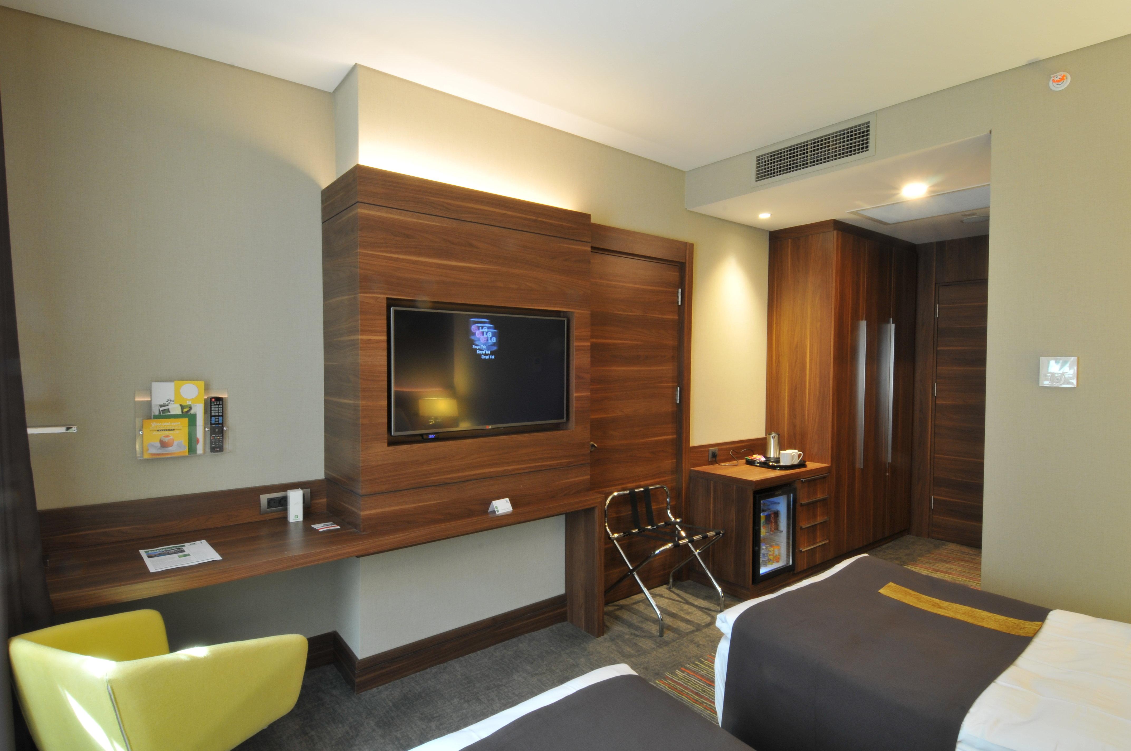 Holiday Inn Istanbul - Kadikoy By Ihg Exterior photo