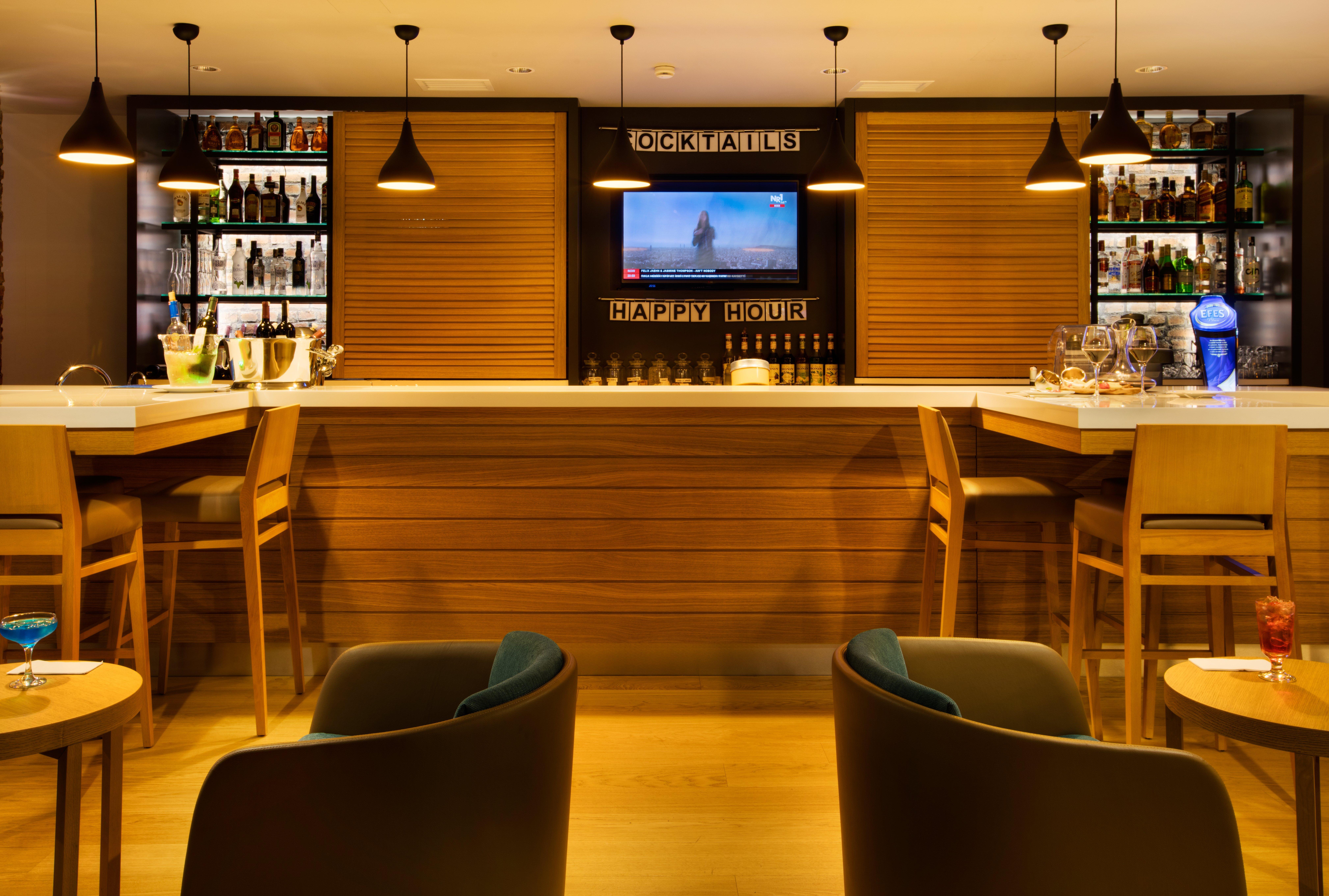 Holiday Inn Istanbul - Kadikoy By Ihg Exterior photo