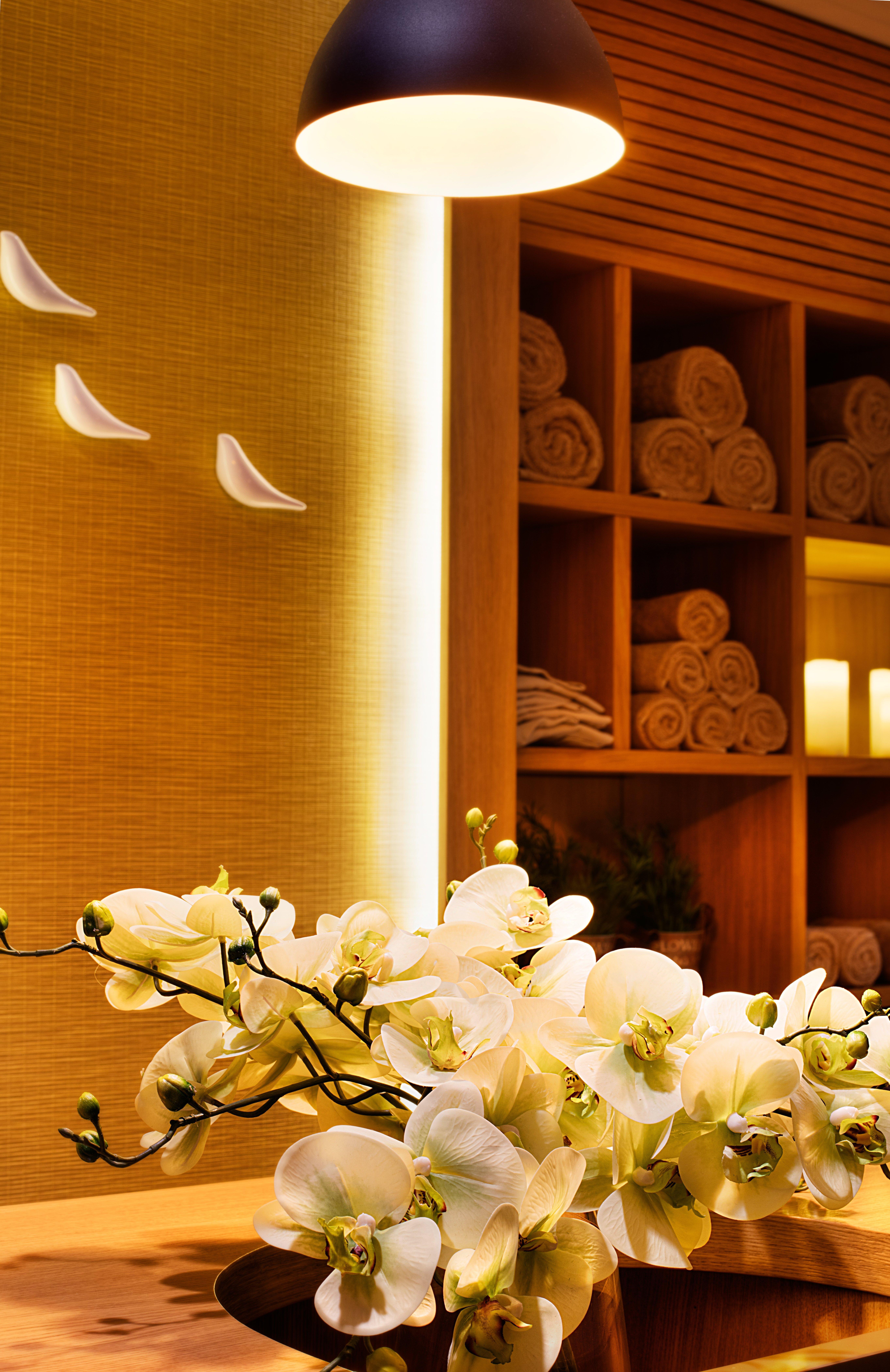 Holiday Inn Istanbul - Kadikoy By Ihg Exterior photo