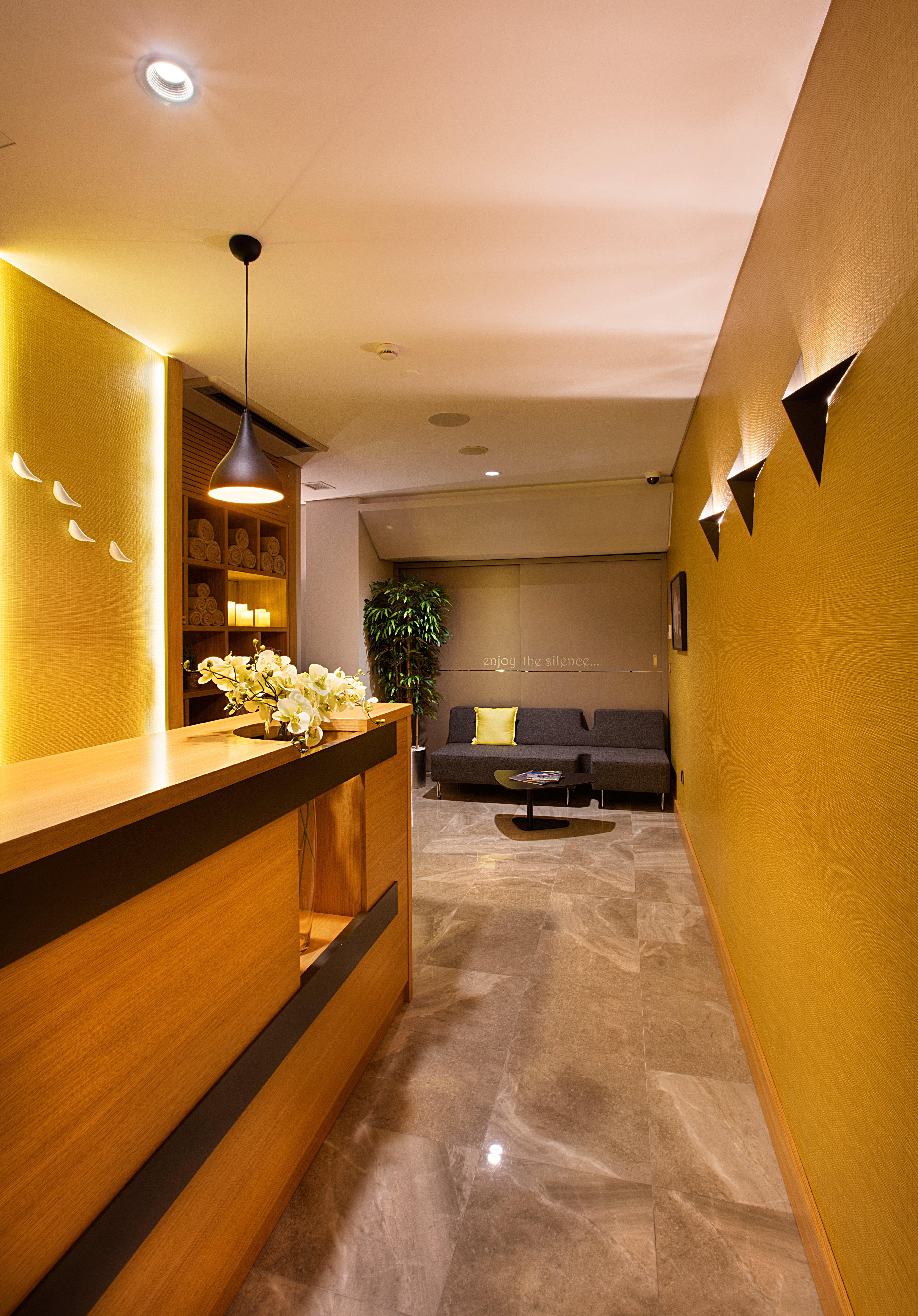 Holiday Inn Istanbul - Kadikoy By Ihg Exterior photo
