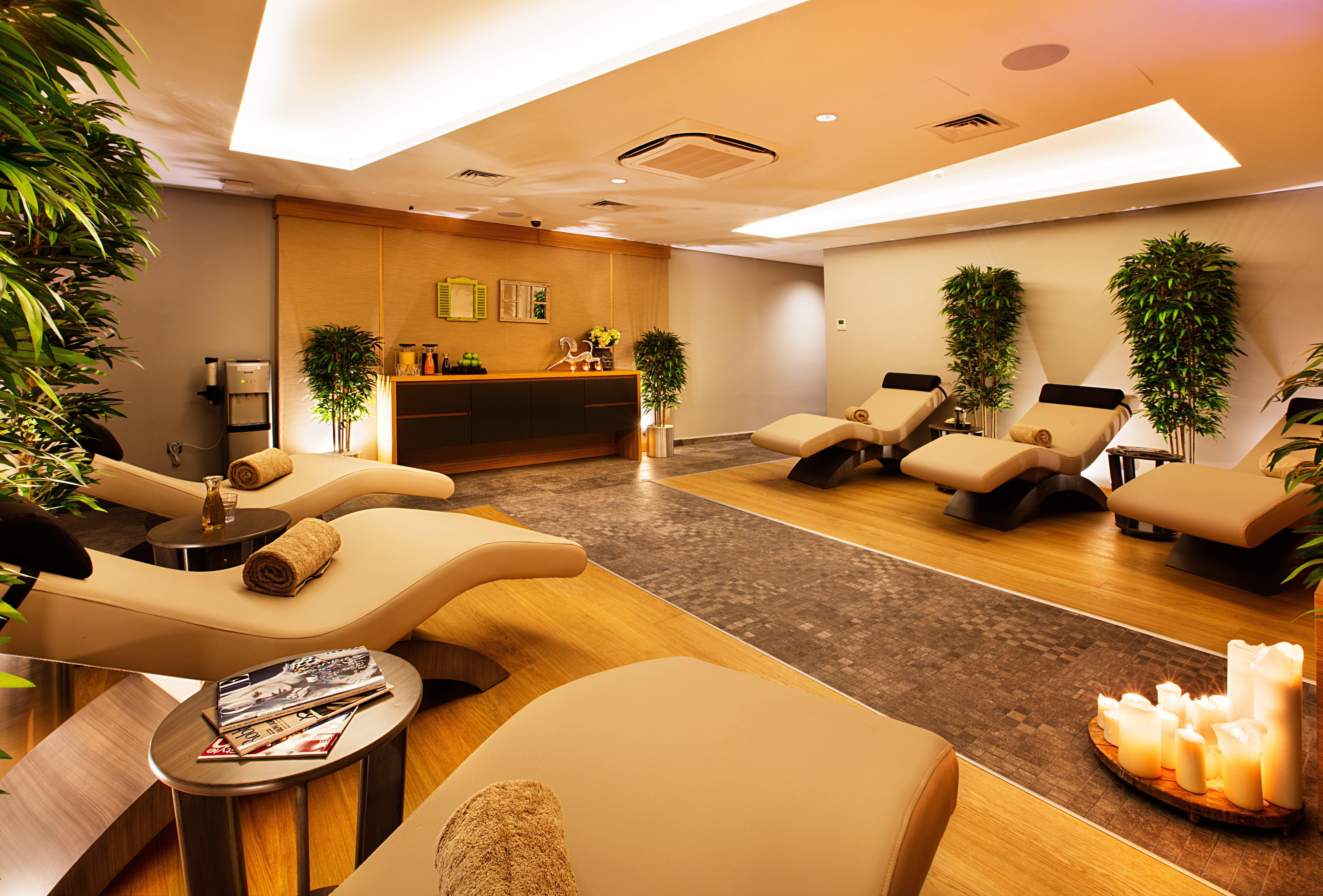 Holiday Inn Istanbul - Kadikoy By Ihg Exterior photo