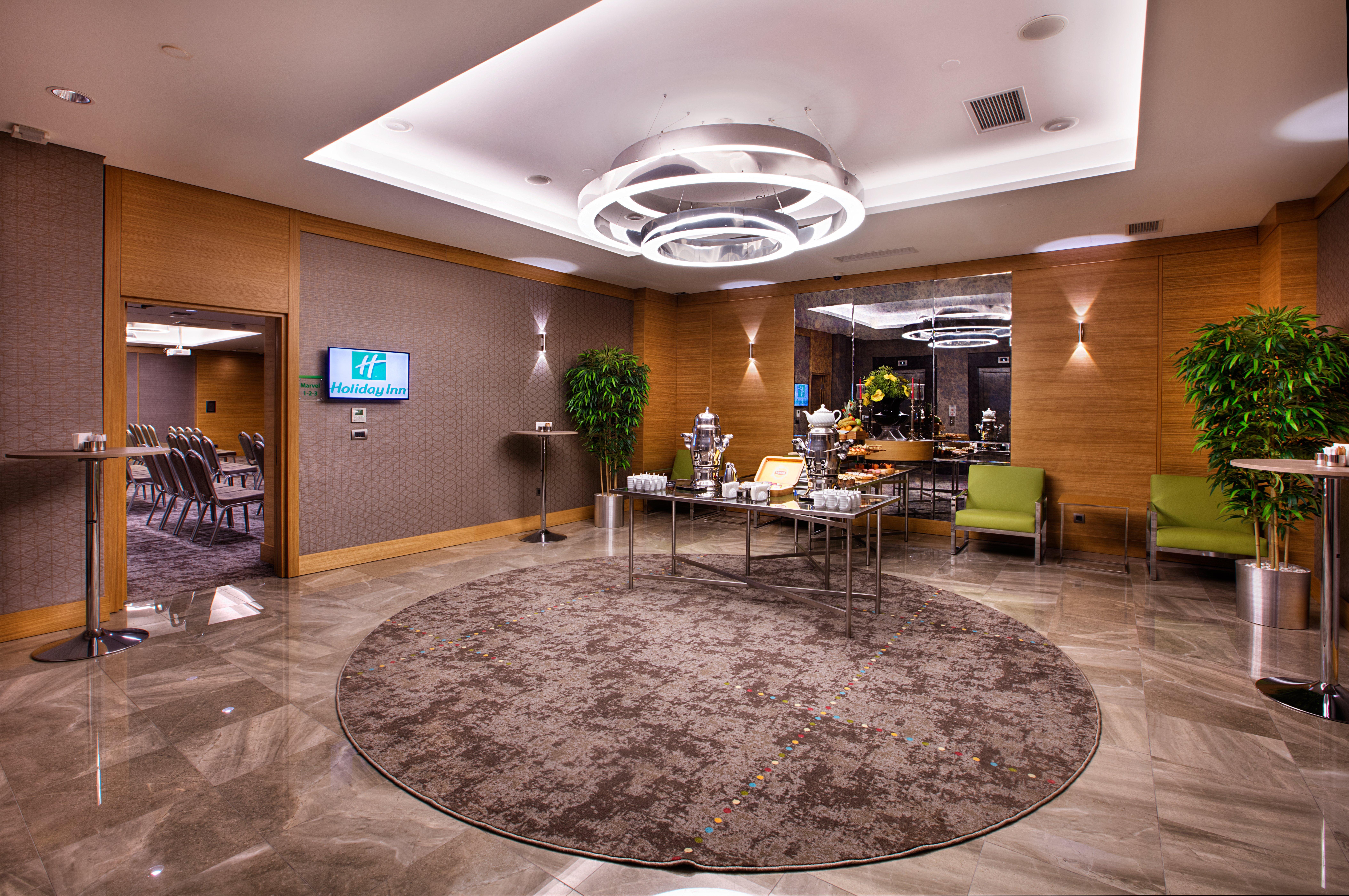 Holiday Inn Istanbul - Kadikoy By Ihg Exterior photo